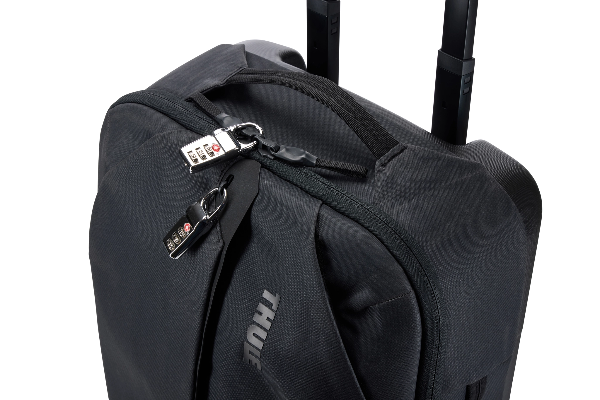 Thule Aion Carry On Spinner. Svart