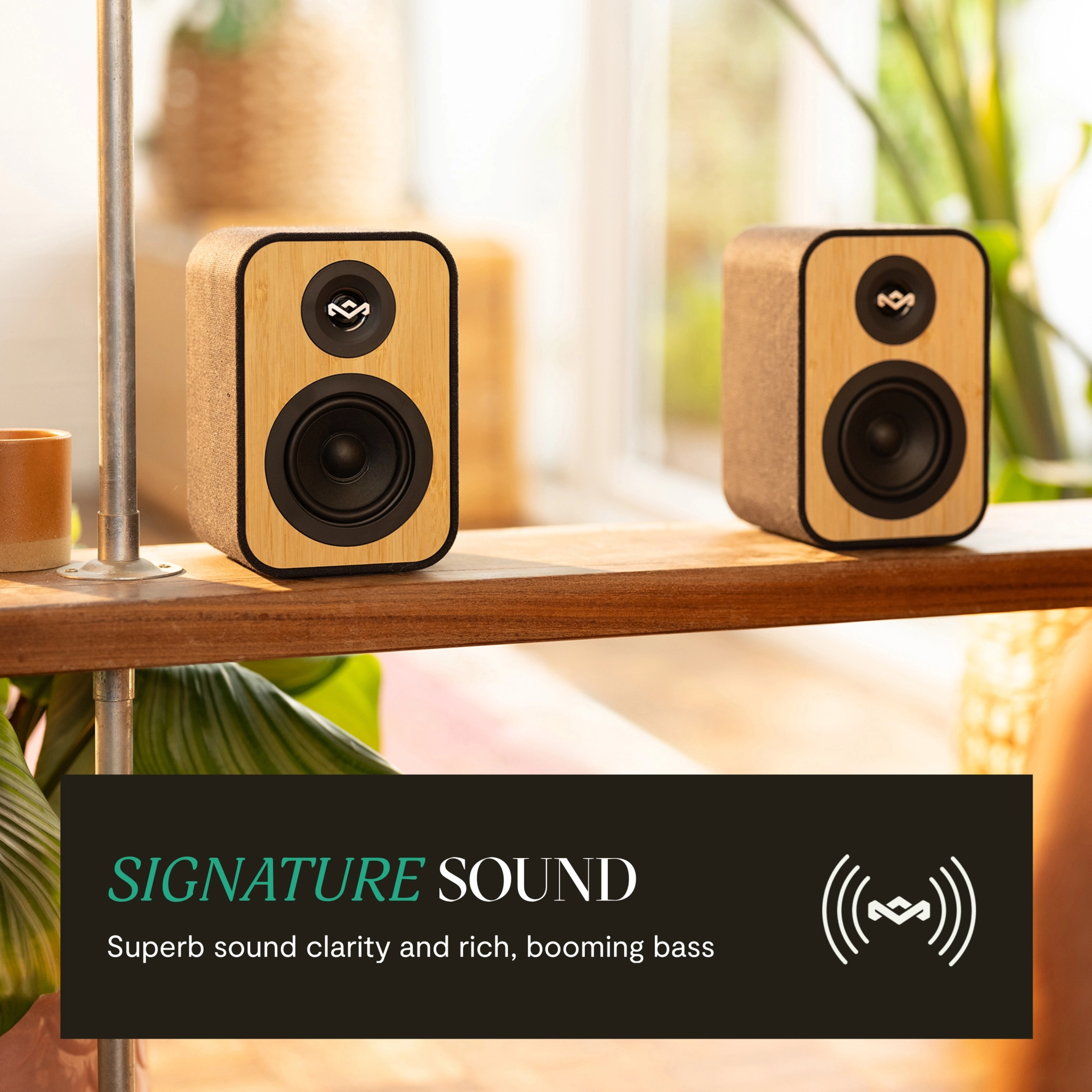 Marley Uplift bokhylla Bluetooth® högtalare. Svart