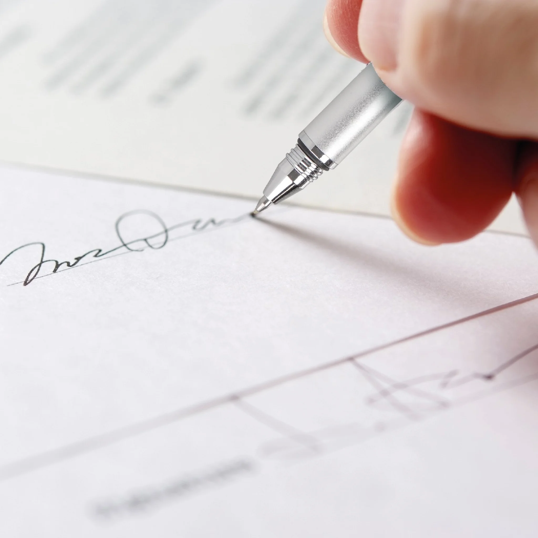 SBS kapacitiv penna för smartphones och surfplattor. Silver/svart