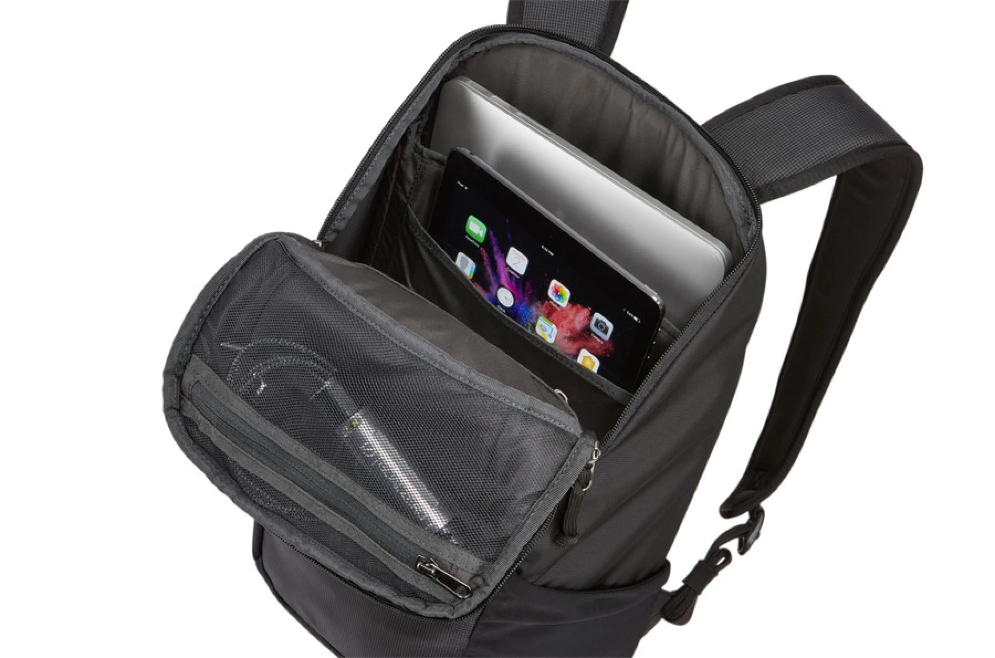 Thule EnRoute Backpack 14L. Red feather