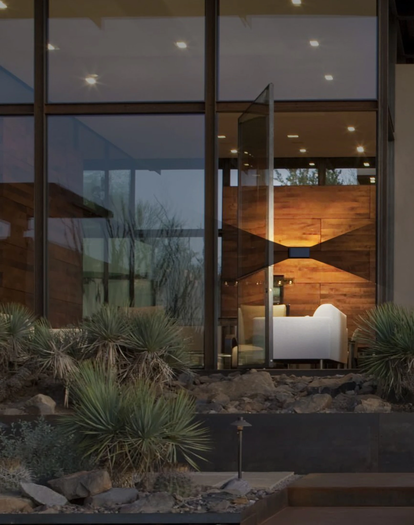 ZEROUNO vägglampa LED. Antracit